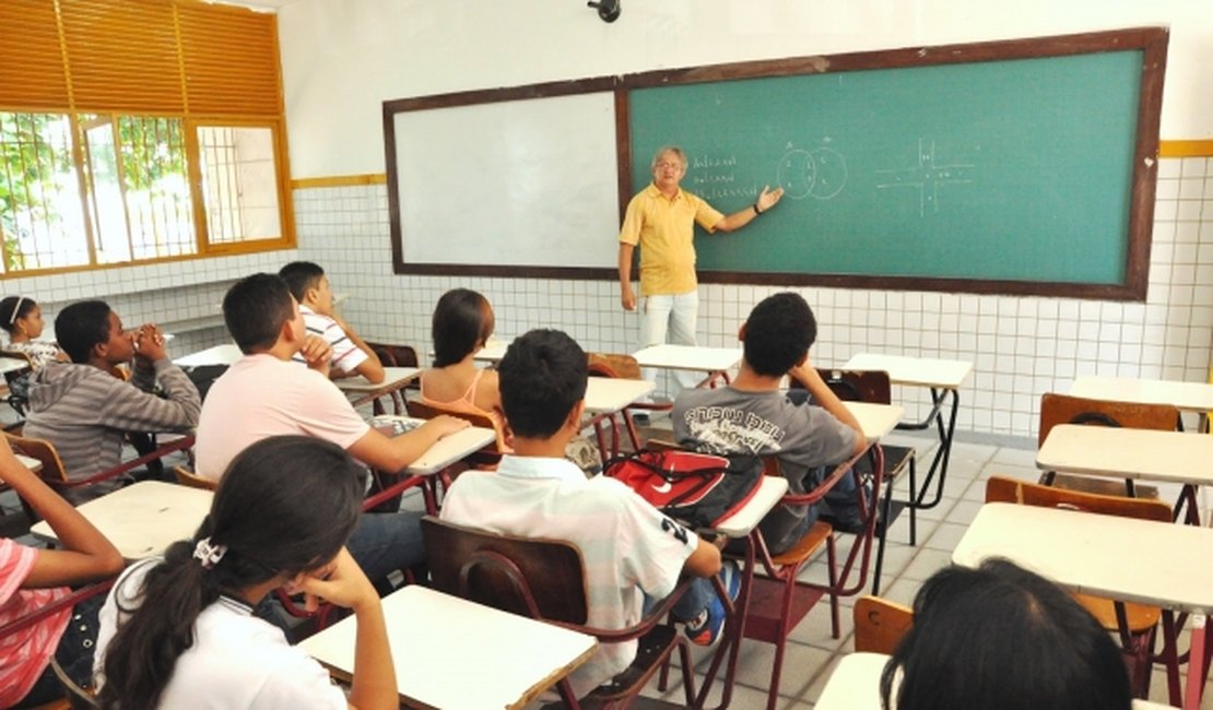 Sinteal pretende recorrer à justiça contra a aprovação do projeto ?Escola Livre?