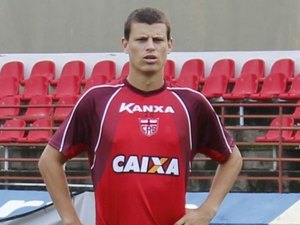 Desfalcado, CRB enfrentará Goiás no Rei Pelé