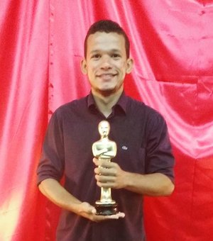 Ator quitundense Avaristo Martins é destaque no 'Oscar Alagoano'