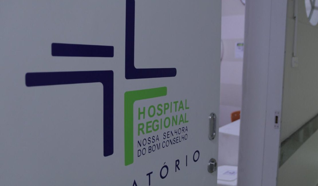 Aumento de casos de Covid-19 lotam Hospital Regional de Arapiraca