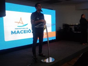 JHC assina ordem de serviço para sinalização de binário na Cruz das Almas