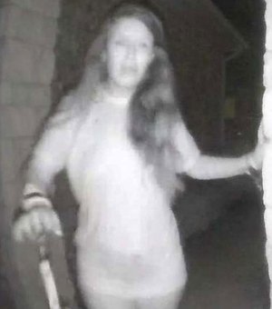 Mulher misteriosa desaparece após tocar campainha de casa e põe polícia do Texas em alerta