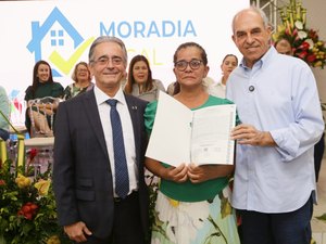 Moradia Legal beneficia 53 famílias com o título de seus imóveis em Quebrangulo