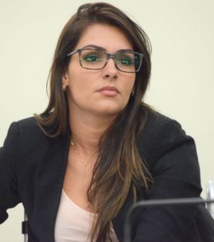 Derrotada nas urnas, Thaíse Guedes exonera todos de seu gabinete