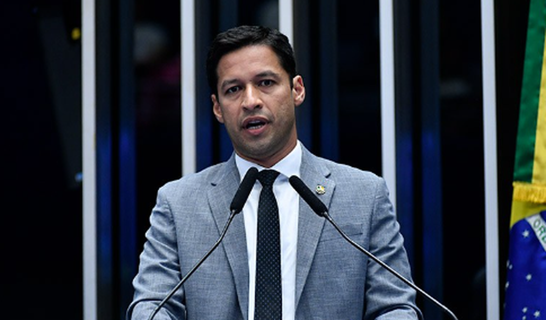 Rodrigo Cunha apresenta emenda inovadora ao Arcabouço Fiscal