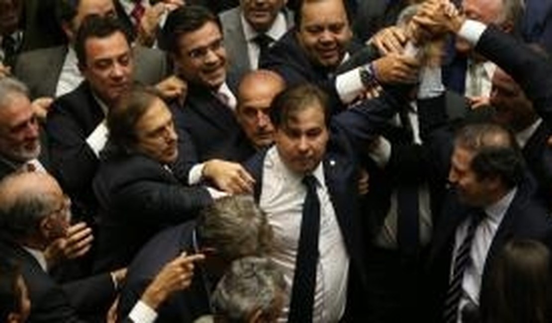 Novo presidente da Câmara diz que não vai definir prazo para votar cassação de  Cunha