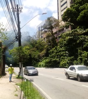 População flagra foco de incêndio na Ladeira Geraldo Melo