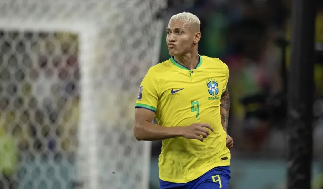 Mesmo após temporada com poucos gols, Richarlison se garante como o 9 da Seleção Brasileira