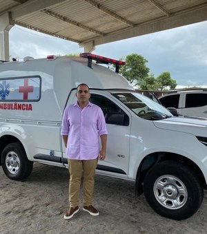 Prefeito de Pilar anuncia chegada de nova ambulância