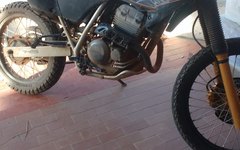 Motocicleta usada pelos assaltantes era roubada