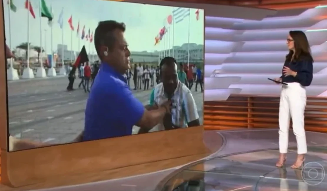 Ao vivo na Globo, Eric Faria é 'empurrado' por homem e revida; veja o vídeo