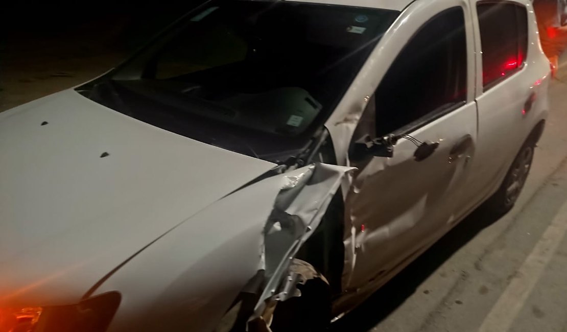 Motociclista é atingido por condutor de carro que tentou fazer conversão, em Marechal Deodoro