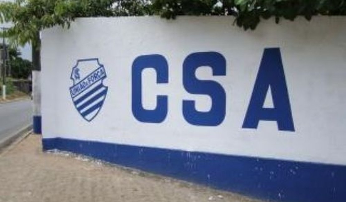 CSA  faz treinos com portões fechados e Didira se machuca na academia