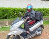 Mulheres no delivery: entregadora faz jornada de 18h para sobreviver a pandemia