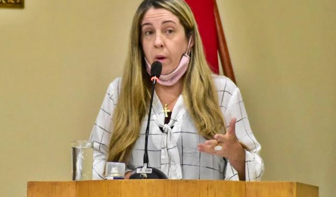 Vereadora questiona prefeita de Santana do Ipanema sobre R$ 15 milhões enviados para combate à Covid-19