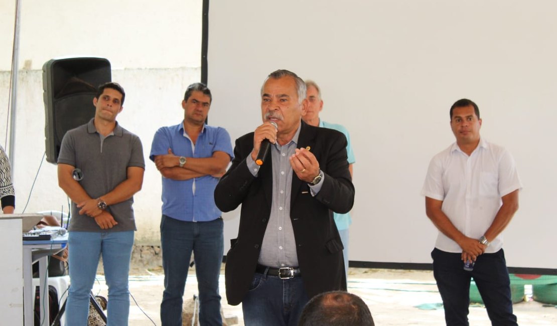 Deputado Tarcizo Freire participa de Seminário Alagoano de Horticultura
