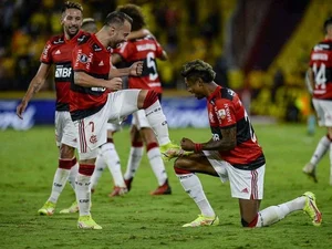 Estreia do Flamengo na Libertadores deve ser adiada por protestos no Peru