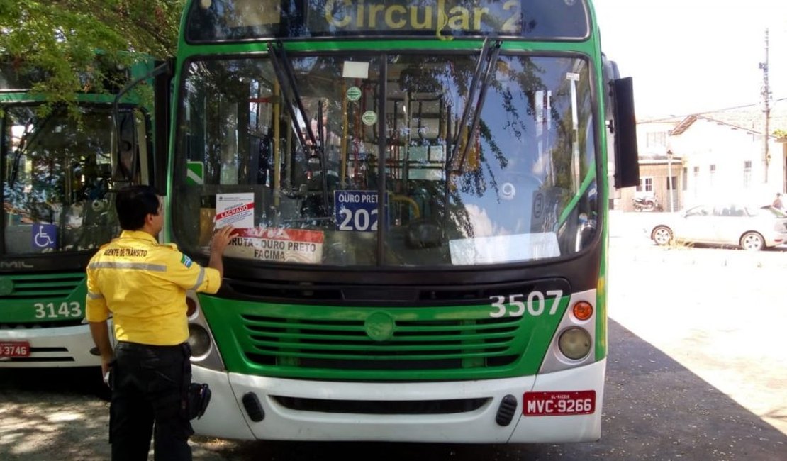 Operação Coletivo Seguro remove ônibus por irregularidades