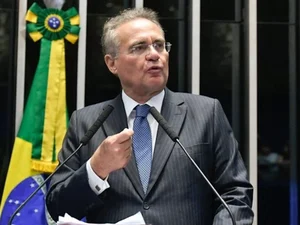 Renan Calheiros diz que não dá para existir trégua com Lira enquanto o deputado defender a Braskem