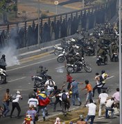 Governo diz que 25 militares venezuelanos pediram asilo na embaixada brasileira