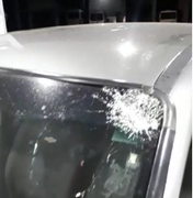[Vídeo] Motorista de aplicativo tem carro apedrejado em Arapiraca