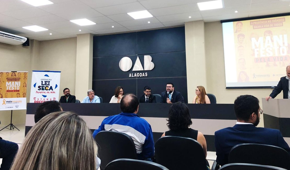 Encerramento do Maio Amarelo lota auditório da OAB Arapiraca