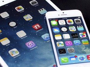 Receita Federal realiza leilão de iPhone, MacBook Pro e PS4
