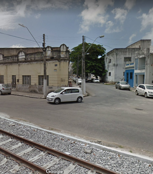 Homens arrombam ONG e furtam objetos no centro de Maceió