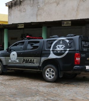 Suspeitos trocam tiros com policiais em Matriz de Camaragibe