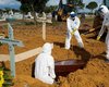 Em novo recorde, média de mortes por Covid-19 no Brasil chega a 1.353