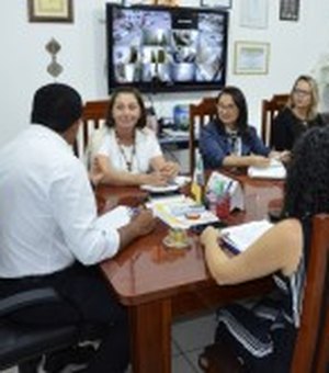 Prefeitura de Palmeira e Copeve fazem ajustes para Concurso do município em 2019