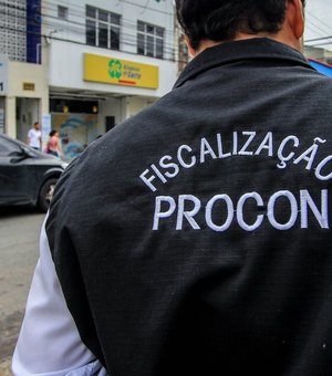 Ação do Procon fiscaliza casas de empréstimo em Maceió