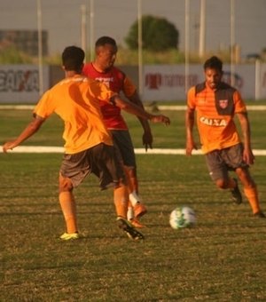 CRB intensifica preparação para enfrentar o Naútico; sócio terá 50% de desconto no ingresso