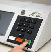 Eleitor escreve na tela de urna e interrompe votação em Lagoa da Canoa