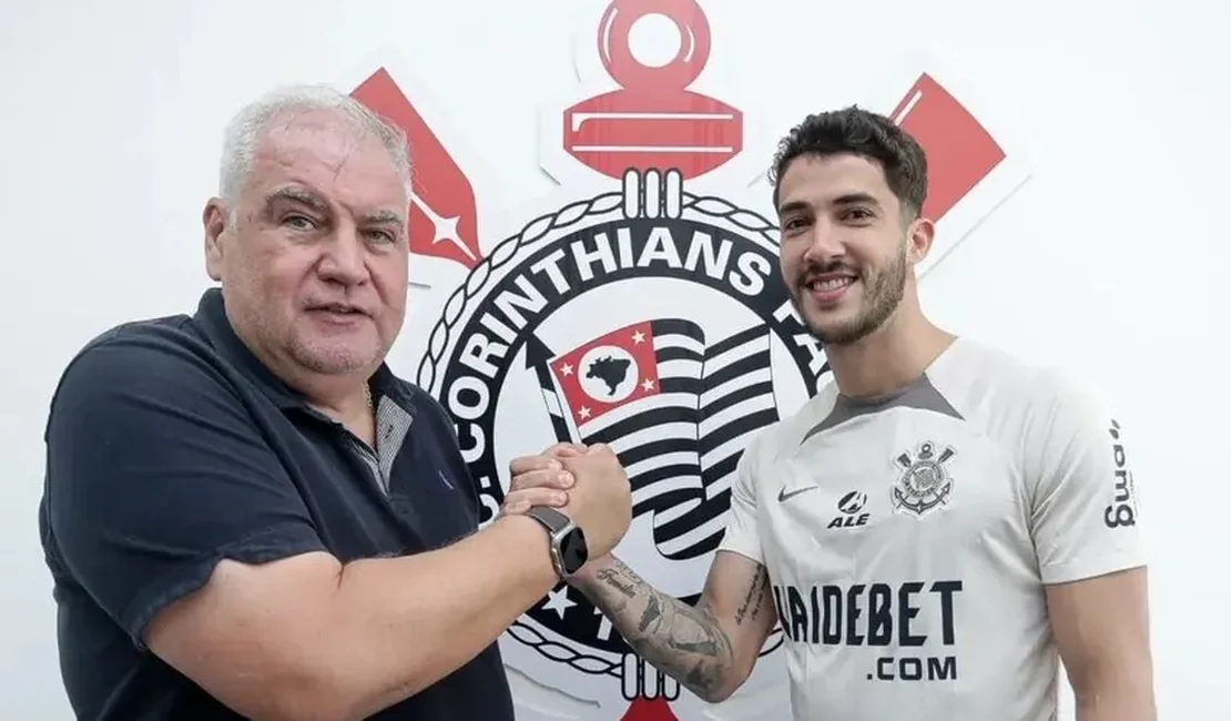 Corinthians anuncia Gustavo Henrique