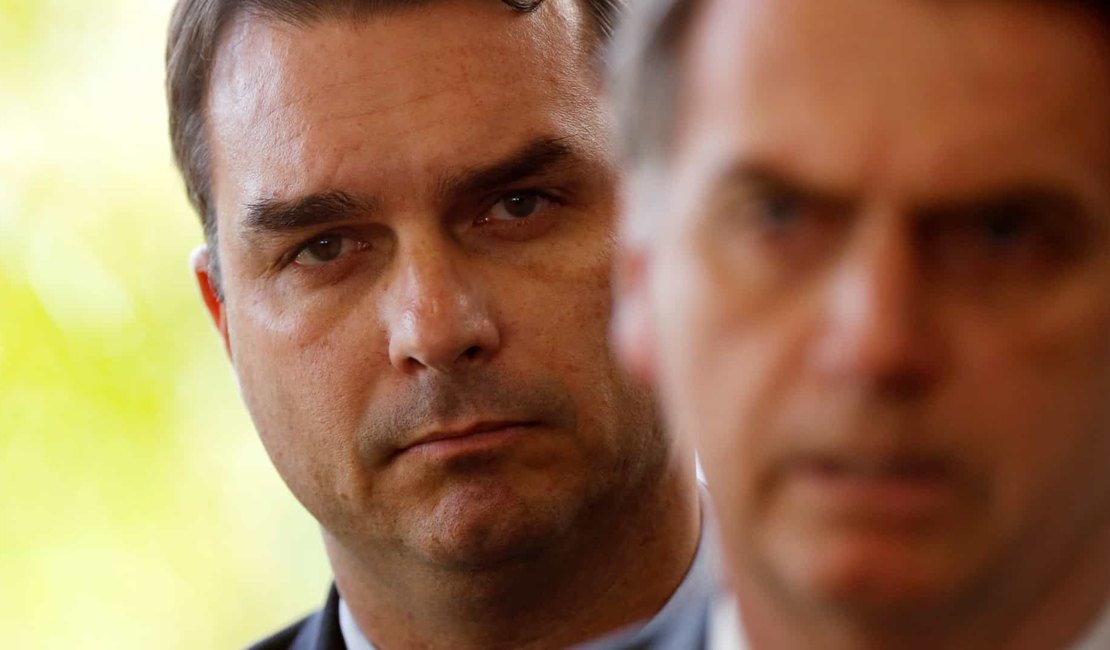 STJ anula todas as decisões de 1ª instância sobre rachadinhas de Flávio Bolsonaro