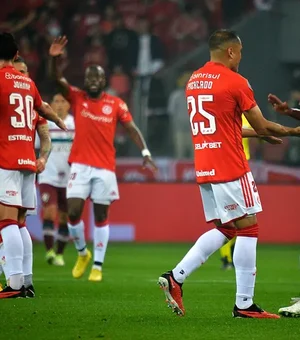 Enner Valencia fica em silêncio, e jogadores do Internacional falam em eliminação mais dolorida da carreira