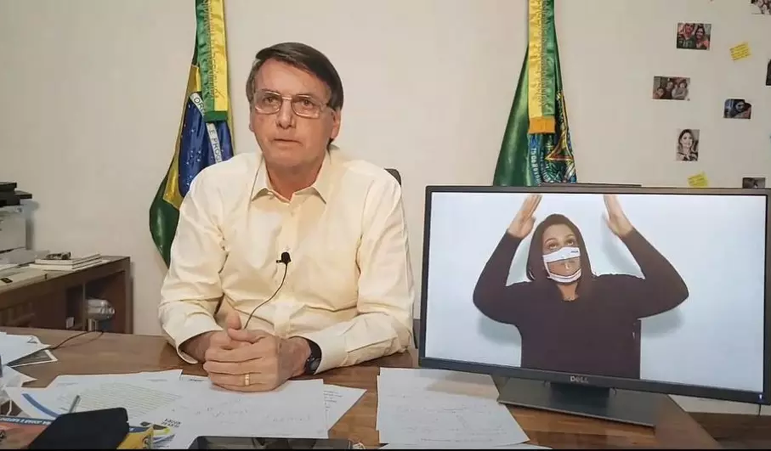 Bolsonaro diz que Forças Armadas lhe garantem 'certa tranquilidade'