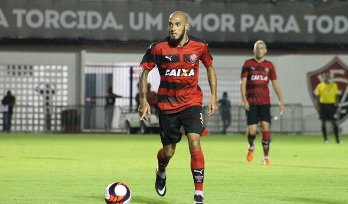 CRB não terá Zé Carlos e Neto frente o Ceará e negocia com o atacante Paulinho 