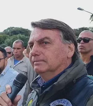 Bolsonaro volta a prometer isenção de pedágio para motociclistas após passeio