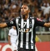Robinho supera Anselmo e assume artilharia do futebol brasileiro