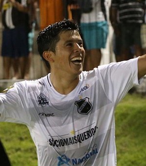 Com o paraguaio Echeverría, o elenco do CSA já está com 26 jogadores para 2018