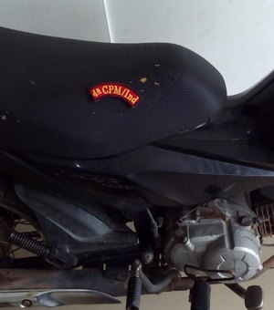 Policiais recuperam motocicleta roubada na cidade de Cajueiro