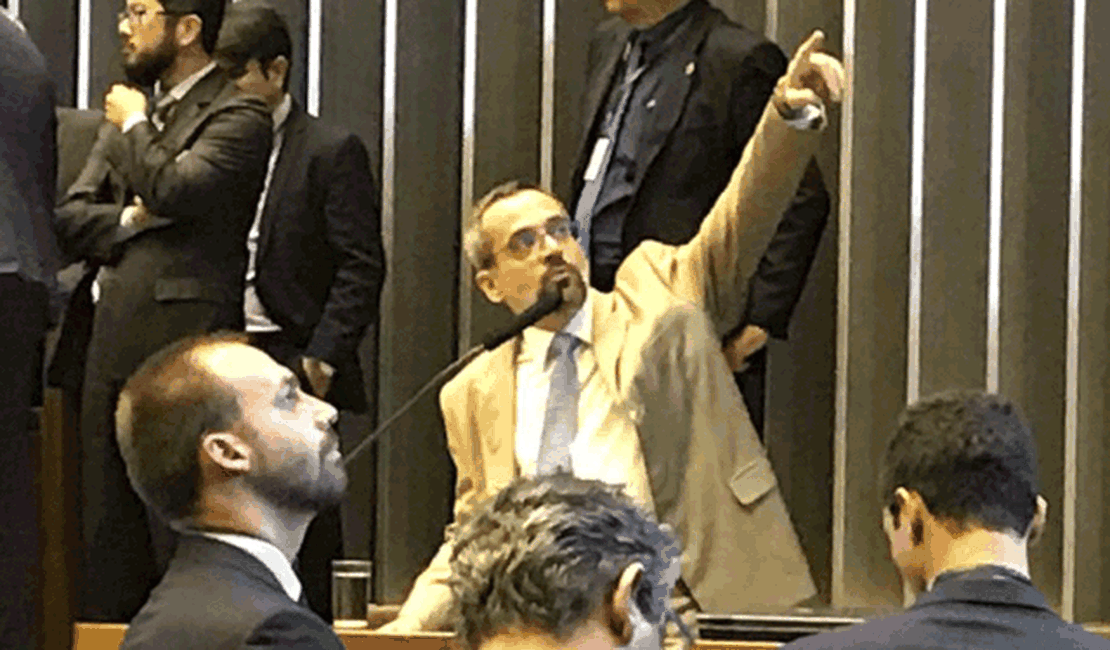 Bolsas de pós serão concedidas por IDH, nota e ‘áreas estratégicas para o governo’
