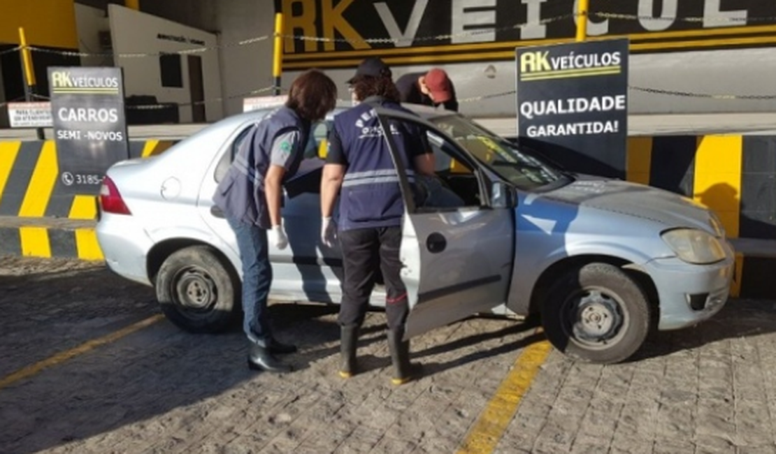  Idoso morre dentro de veículo na Av. Durval de Góes Monteiro