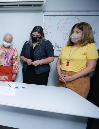 Alfredo Gaspar se reúne com lideranças femininas em Dia de Combate à Violência contra Mulher
