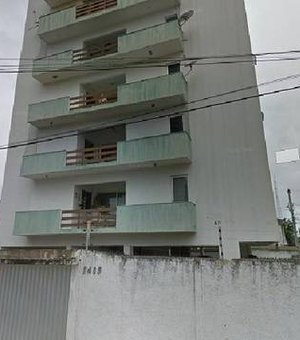 Prédio residencial desaba em Fortaleza 