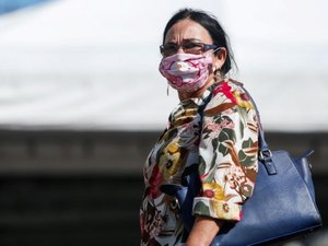 Uso de máscara é decisivo no combate à pandemia durante reabertura econômica em AL