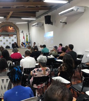 Poder Público e moradores discutem a situação da Orla Lagunar de Maceió