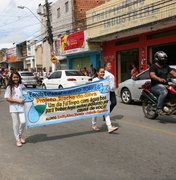 Estudantes fazem passeata em prol da preservação do Riacho do Silva